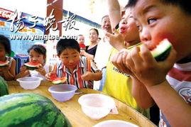 超市吃瓜比赛视频,欢乐竞技，瓜王争霸现场直击